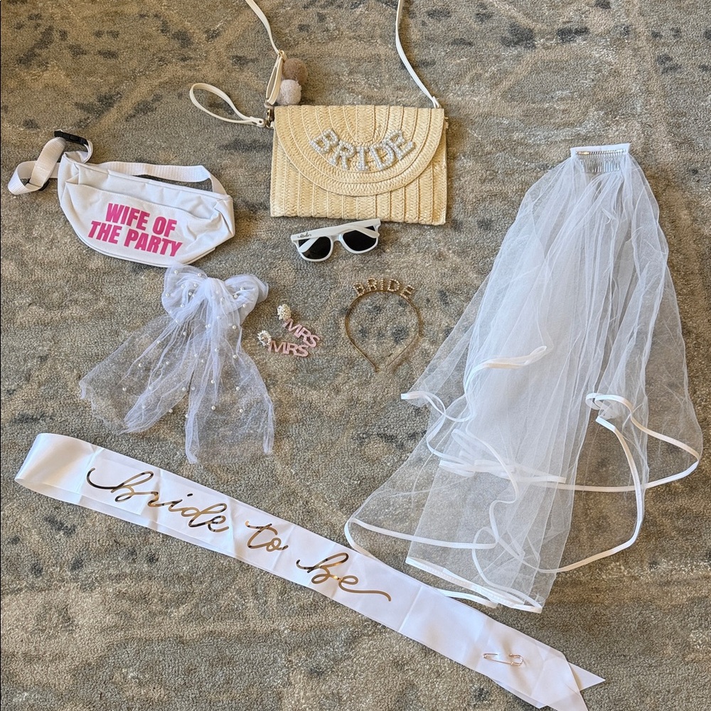 Bride accessories